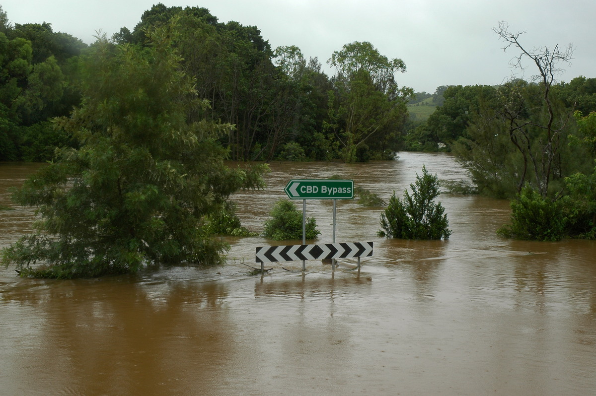 flashflooding flood_pictures : Lismore, NSW   20 January 2006