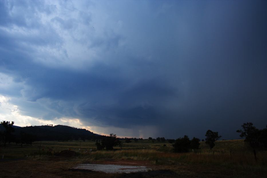 cumulonimbus thunderstorm_base : near Mudgee, NSW   24 January 2006