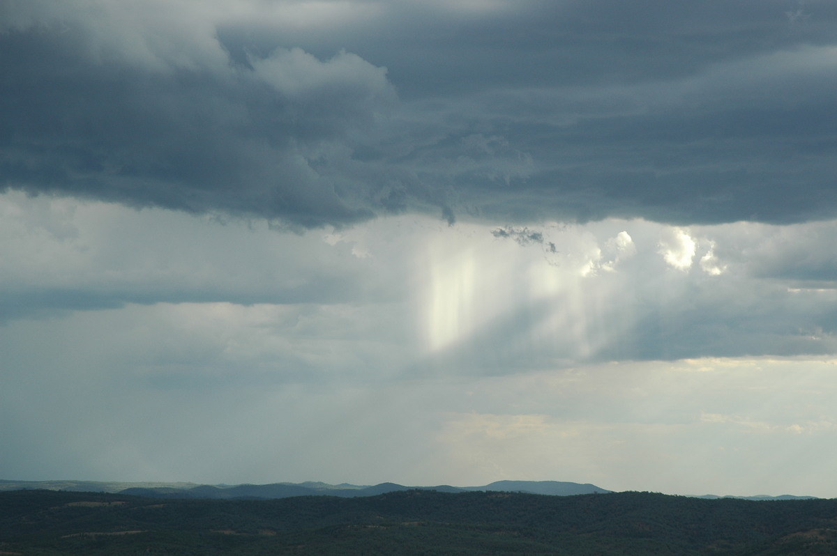 cumulonimbus thunderstorm_base : W of Tenterfield, NSW   4 February 2006