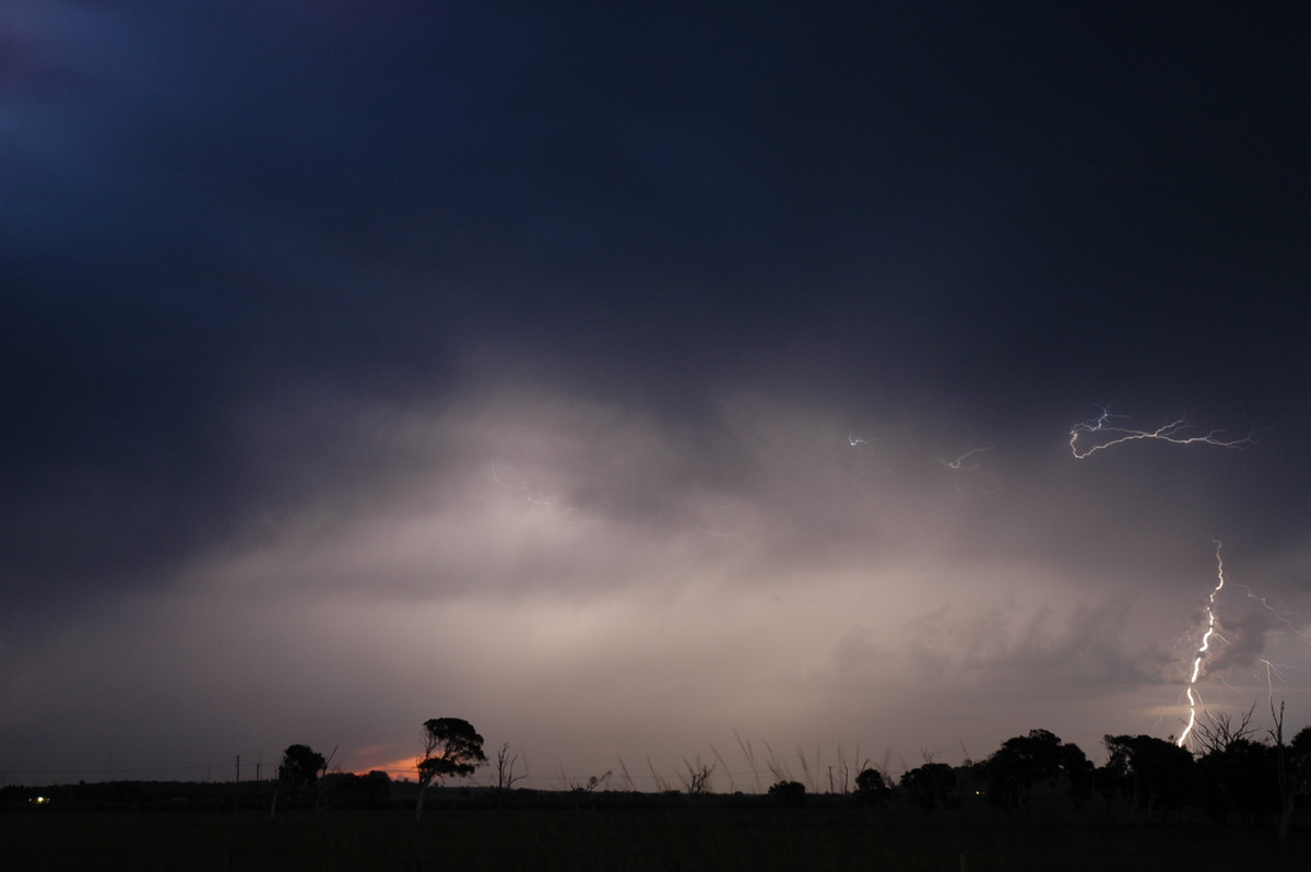 lightning lightning_bolts : Woodburn, NSW   13 February 2006