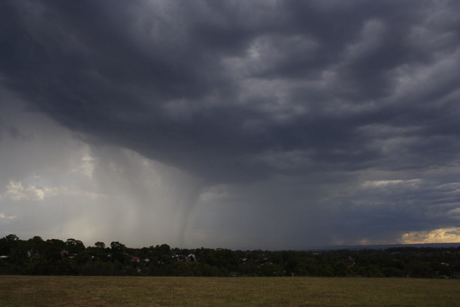 cumulonimbus thunderstorm_base : Rooty Hill, NSW   18 February 2006