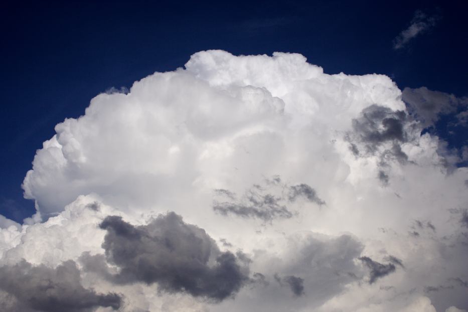 thunderstorm cumulonimbus_incus : Gulgong, NSW   20 February 2006