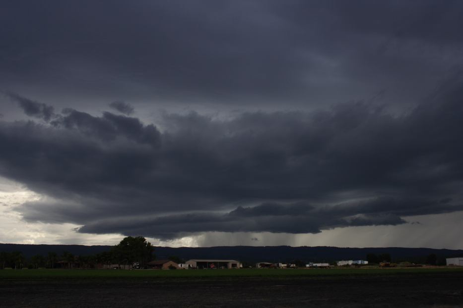 shelfcloud shelf_cloud : Yarramundi, NSW   26 February 2006