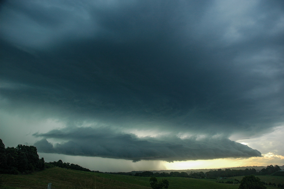 shelfcloud shelf_cloud : Saint Helena, NSW   4 April 2006