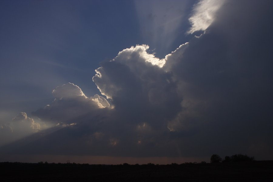 halosundog halo_sundog_crepuscular_rays : near Chillicothe, Missouri, USA   18 April 2006