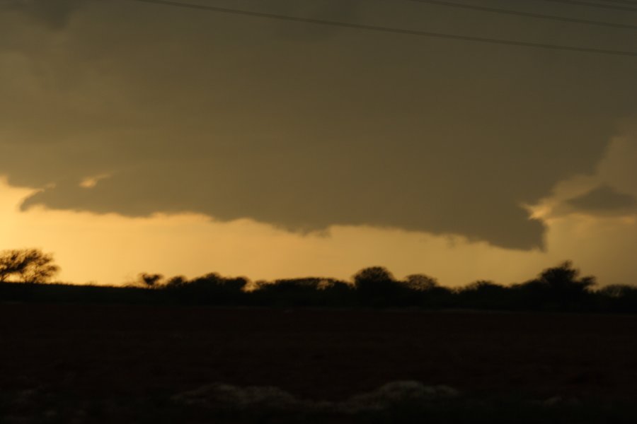 wallcloud thunderstorm_wall_cloud : Jayton, Texas, USA   3 May 2006