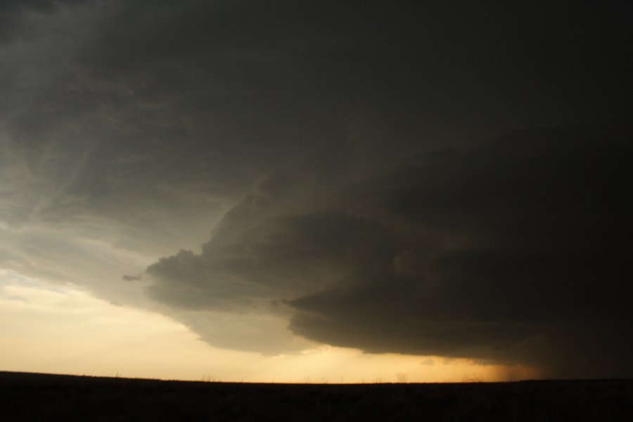 cumulonimbus thunderstorm_base : Jayton, Texas, USA   3 May 2006