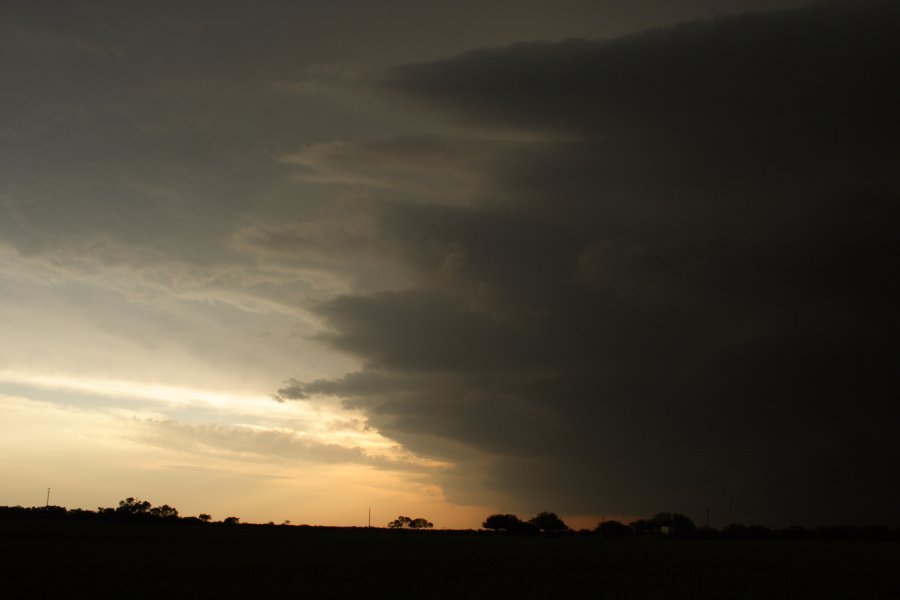 wallcloud thunderstorm_wall_cloud : Jayton, Texas, USA   3 May 2006