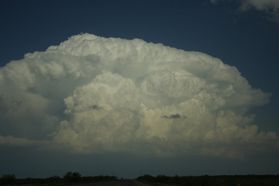 updraft thunderstorm_updrafts : Odessa, Texas, USA   4 May 2006