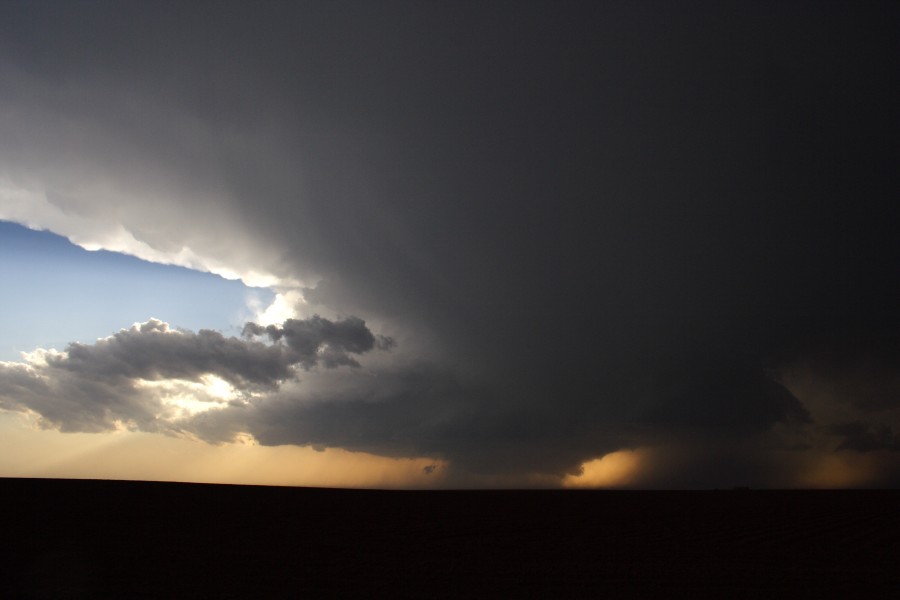 cumulonimbus supercell_thunderstorm : Patricia, Texas, USA   5 May 2006