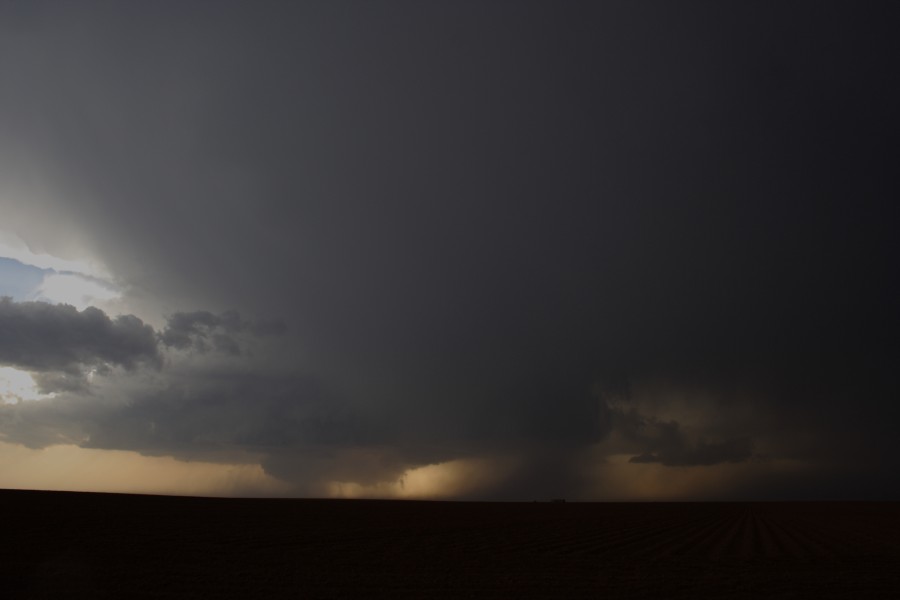 cumulonimbus supercell_thunderstorm : Patricia, Texas, USA   5 May 2006