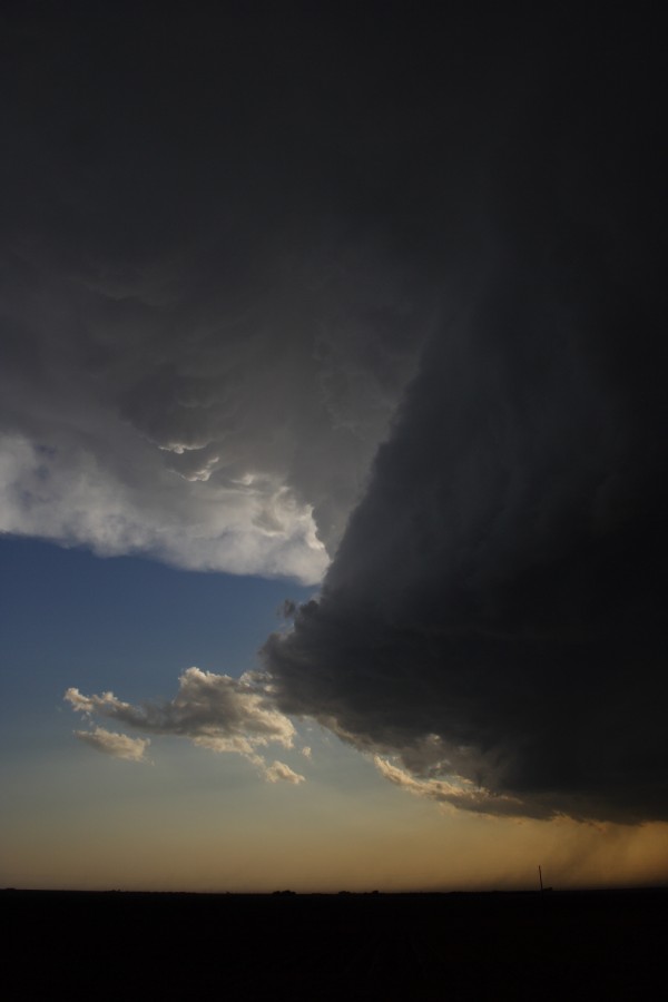 cumulonimbus supercell_thunderstorm : Patricia, Texas, USA   5 May 2006