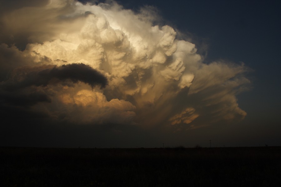 cumulonimbus supercell_thunderstorm : Patricia, Texas, USA   5 May 2006