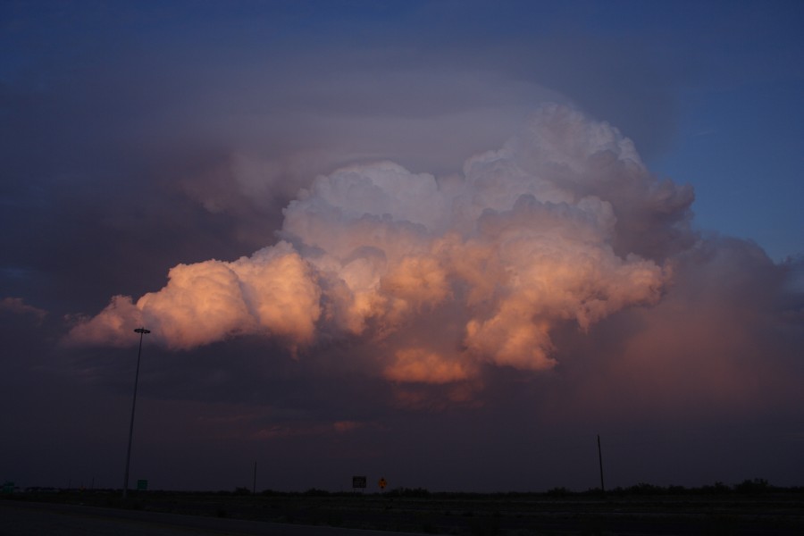 updraft thunderstorm_updrafts : Midland, Texas, USA   7 May 2006