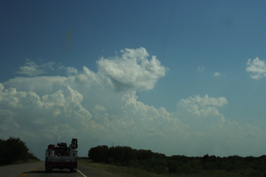 thunderstorm cumulonimbus_incus : Senora, Texas, USA   14 May 2006