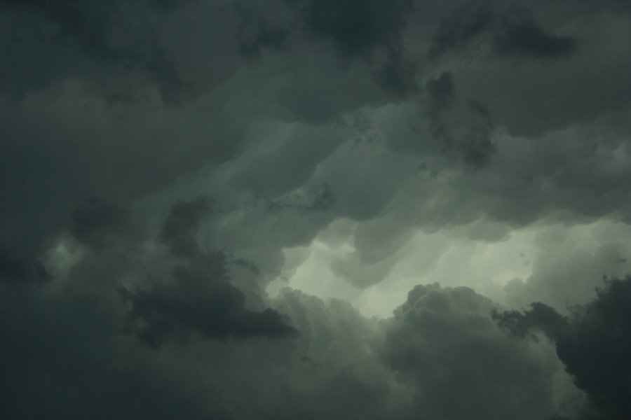 mammatus mammatus_cloud : Del Rio, Texas, USA   14 May 2006