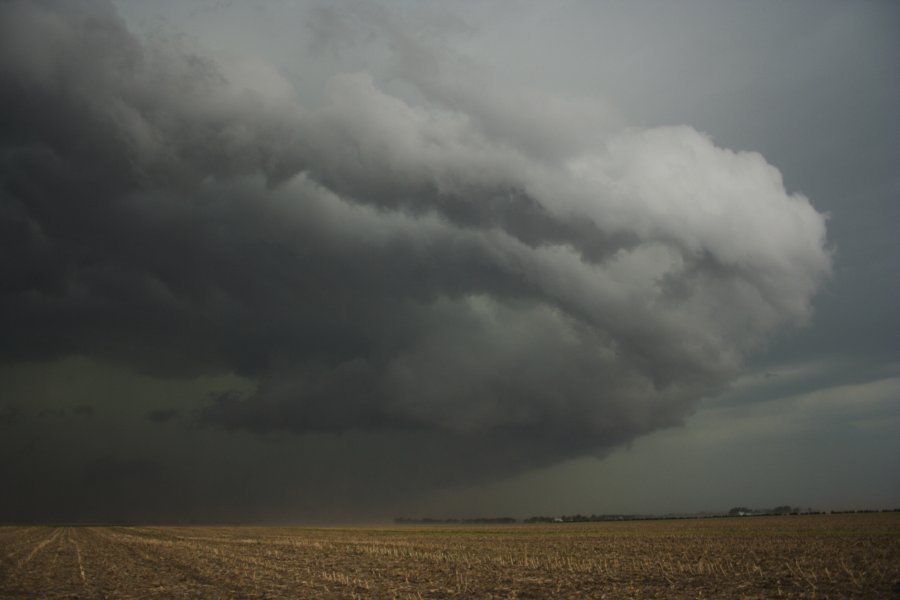 shelfcloud shelf_cloud : NE of Grand Island, Nebraska, USA   23 May 2006