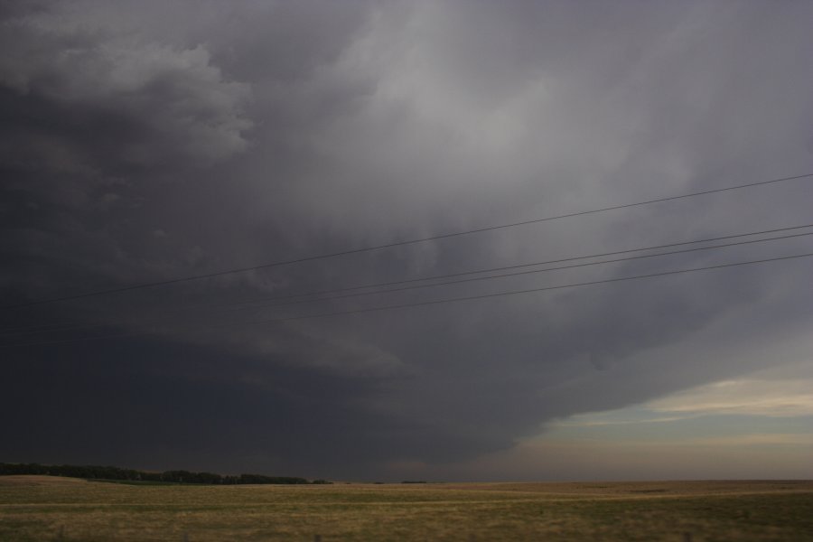 cumulonimbus supercell_thunderstorm : SW of Hoxie, Kansas, USA   26 May 2006