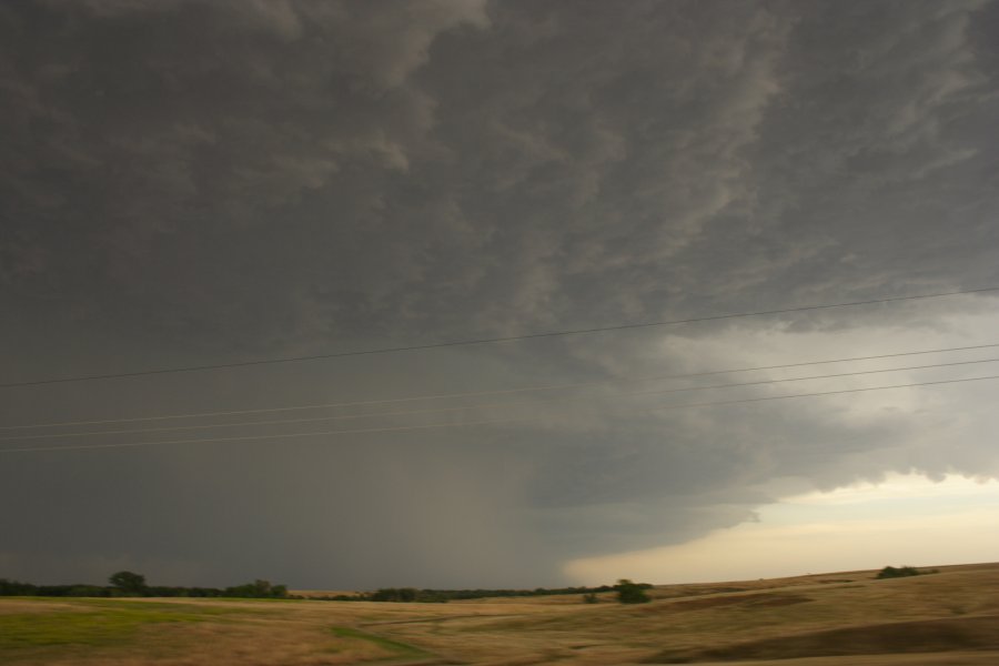 cumulonimbus supercell_thunderstorm : SW of Hoxie, Kansas, USA   26 May 2006