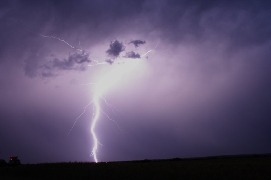 lightning lightning_bolts : near Hoxie, Kansas, USA   26 May 2006