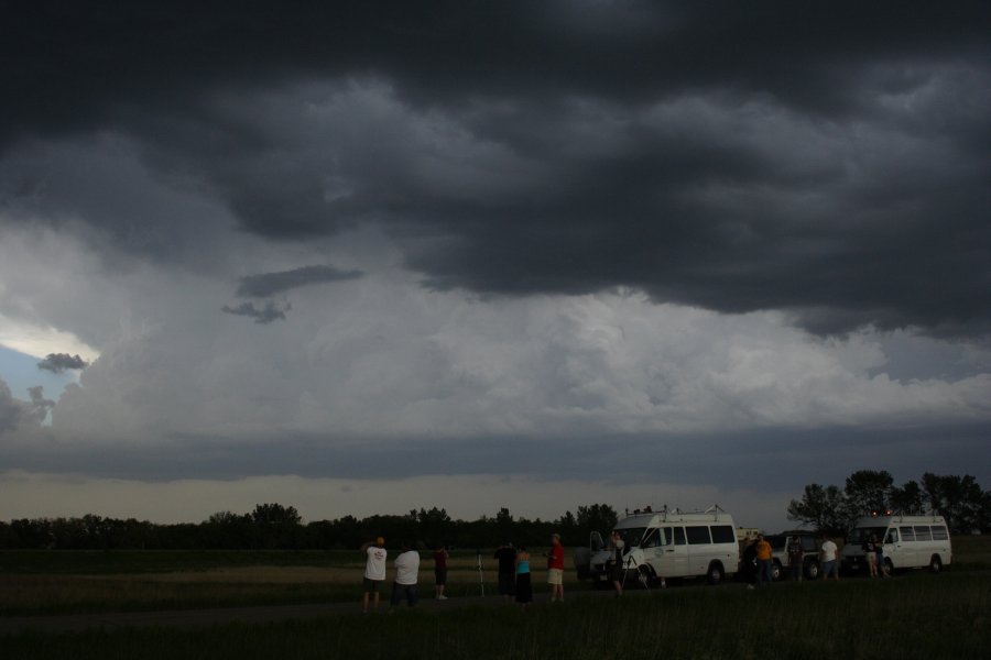 cumulonimbus thunderstorm_base : Bismark, North Dakota, USA   27 May 2006