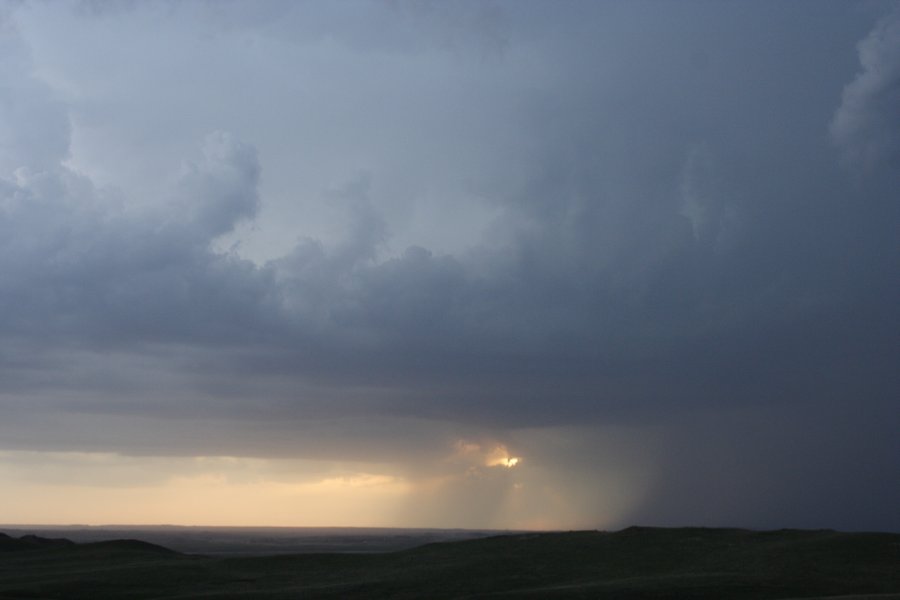 cumulonimbus thunderstorm_base : S of Bismark, North Dakota, USA   27 May 2006