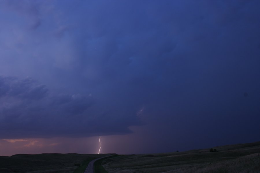 favourites jimmy_deguara : south of Bismark, North Dakota, USA   27 May 2006