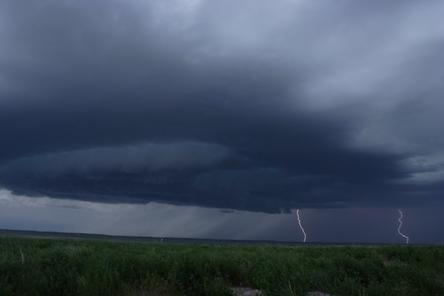 lightning lightning_bolts : near Rapid City, South Dakota, USA   28 May 2006