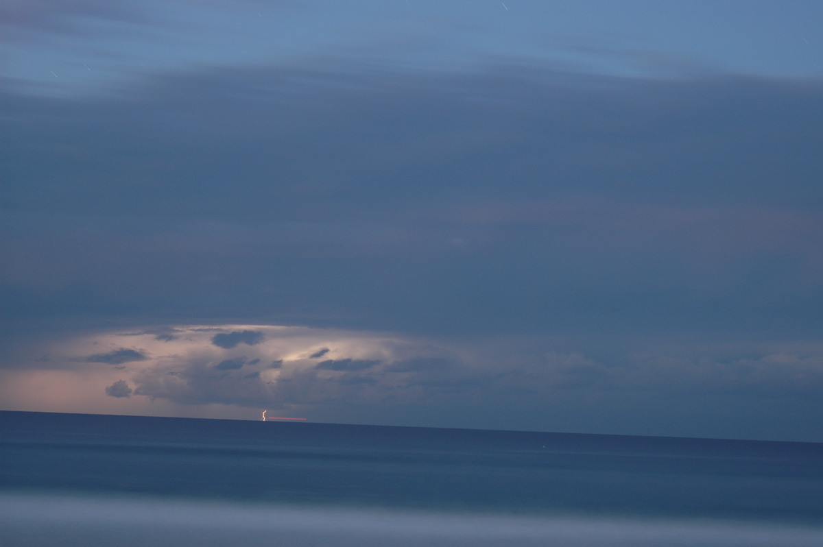 lightning lightning_bolts : Currumbin, QLD   28 May 2006