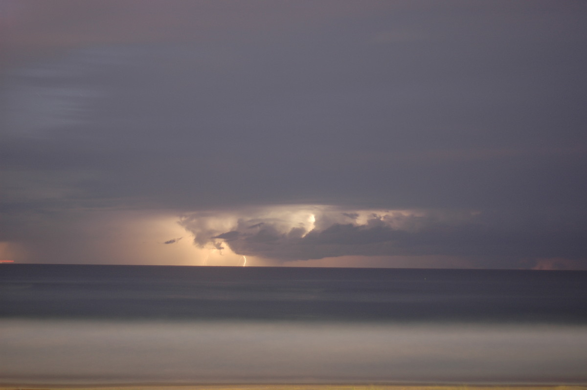 lightning lightning_bolts : Currumbin, QLD   28 May 2006