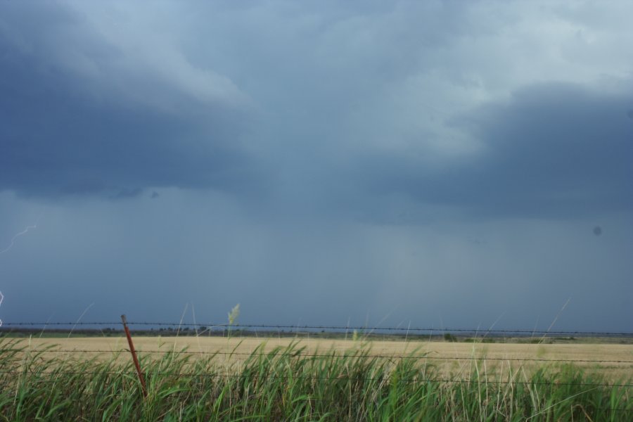 lightning lightning_bolts : near Mangum, Oklahoma, USA   30 May 2006