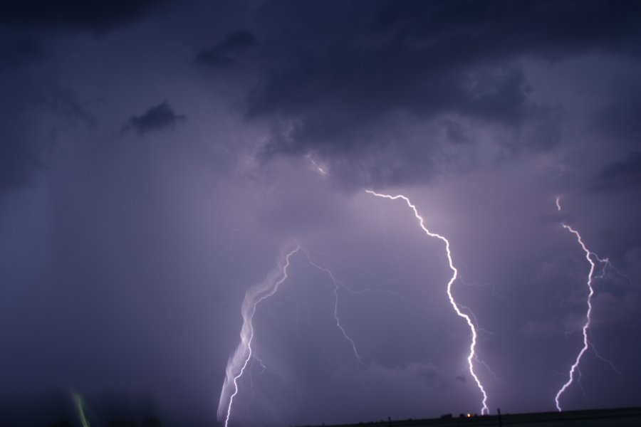 lightning lightning_bolts : near Mangum, Oklahoma, USA   30 May 2006