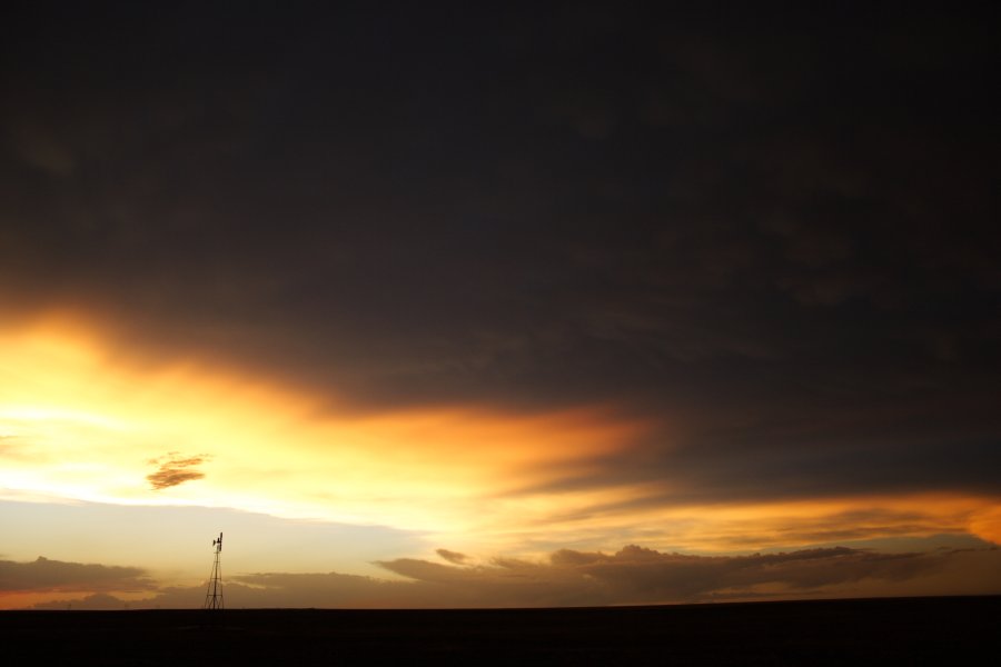 anvil thunderstorm_anvils : Kit Carson, Colorado, USA   5 June 2006