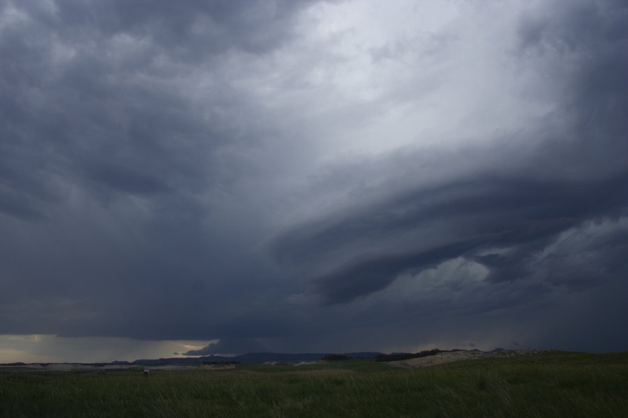 cumulonimbus supercell_thunderstorm : E of Billings, Montana, USA   8 June 2006