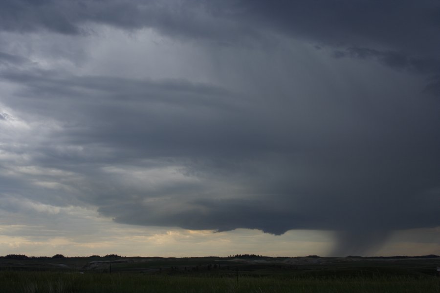 wallcloud thunderstorm_wall_cloud : E of Billings, Montana, USA   8 June 2006