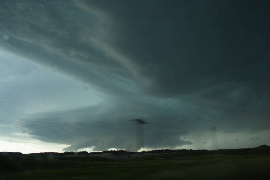 wallcloud thunderstorm_wall_cloud : E of Billings, Montana, USA   8 June 2006