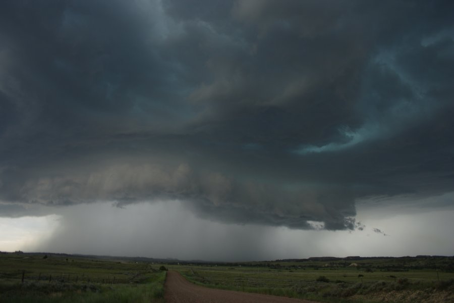 cumulonimbus supercell_thunderstorm : E of Billings, Montana, USA   8 June 2006