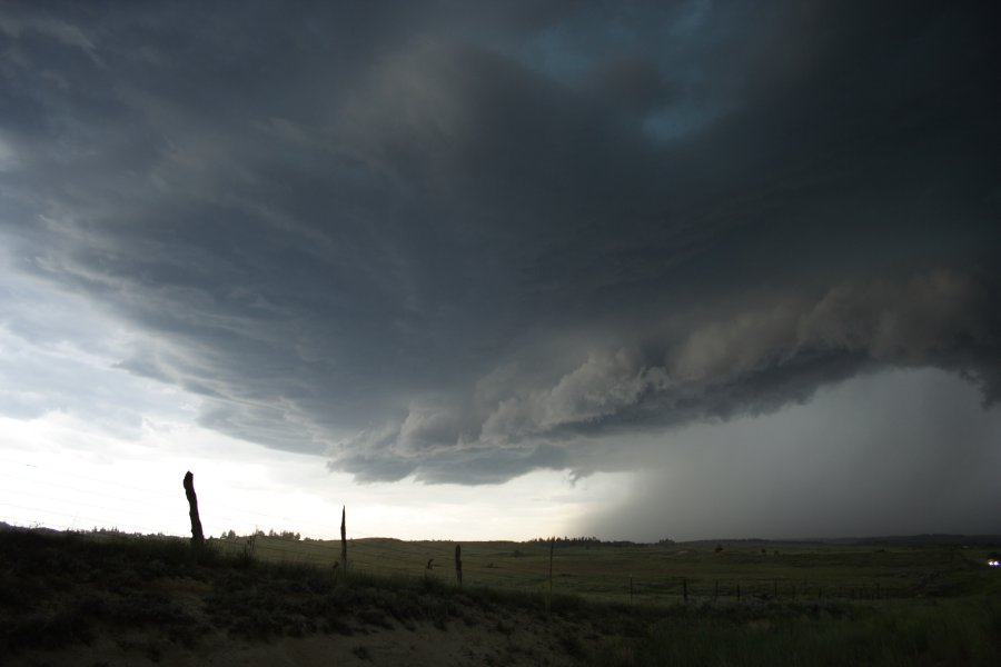 cumulonimbus supercell_thunderstorm : E of Billings, Montana, USA   8 June 2006