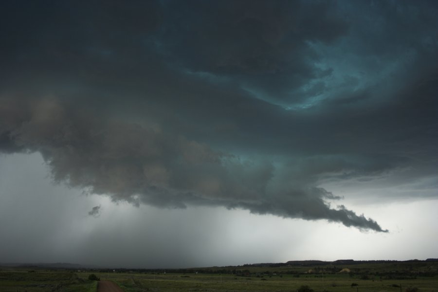 cumulonimbus supercell_thunderstorm : E of Billings, Montana, USA   8 June 2006