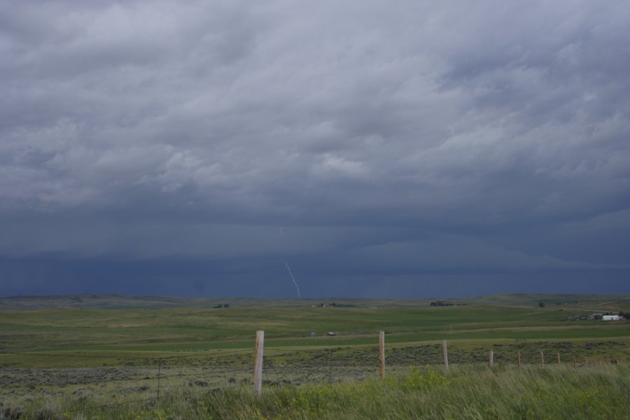 cumulonimbus supercell_thunderstorm : NW of Newcastle, Wyoming, USA   9 June 2006