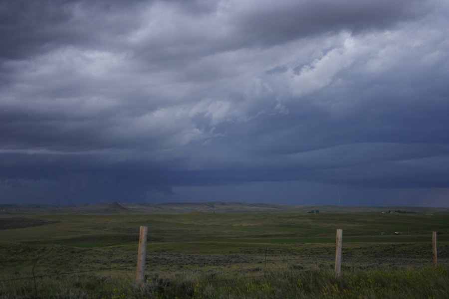 wallcloud thunderstorm_wall_cloud : NW of Newcastle, Wyoming, USA   9 June 2006