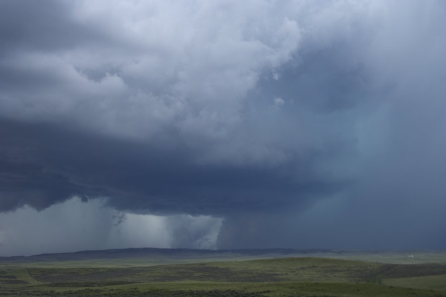 cumulonimbus supercell_thunderstorm : NW of Newcastle, Wyoming, USA   9 June 2006