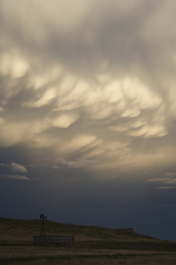 mammatus mammatus_cloud : Scottsbluff, Nebraska, USA   9 June 2006