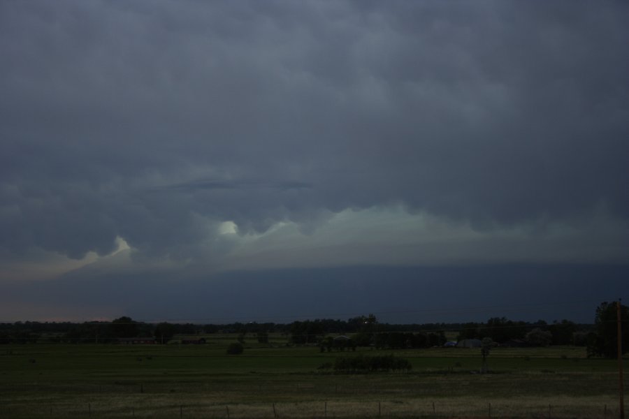 shelfcloud shelf_cloud : SE of Authur, Nebraska, USA   10 June 2006