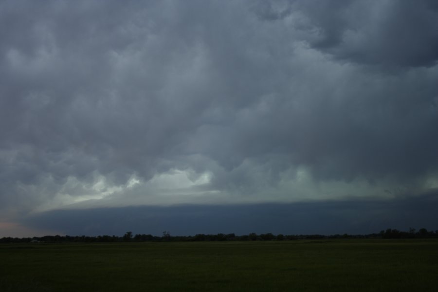 cumulonimbus supercell_thunderstorm : SE of Authur, Nebraska, USA   10 June 2006