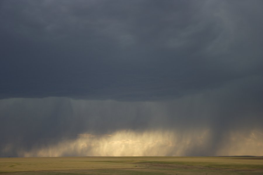 raincascade precipitation_cascade : S of Fort Morgan, Colorado, USA   11 June 2006