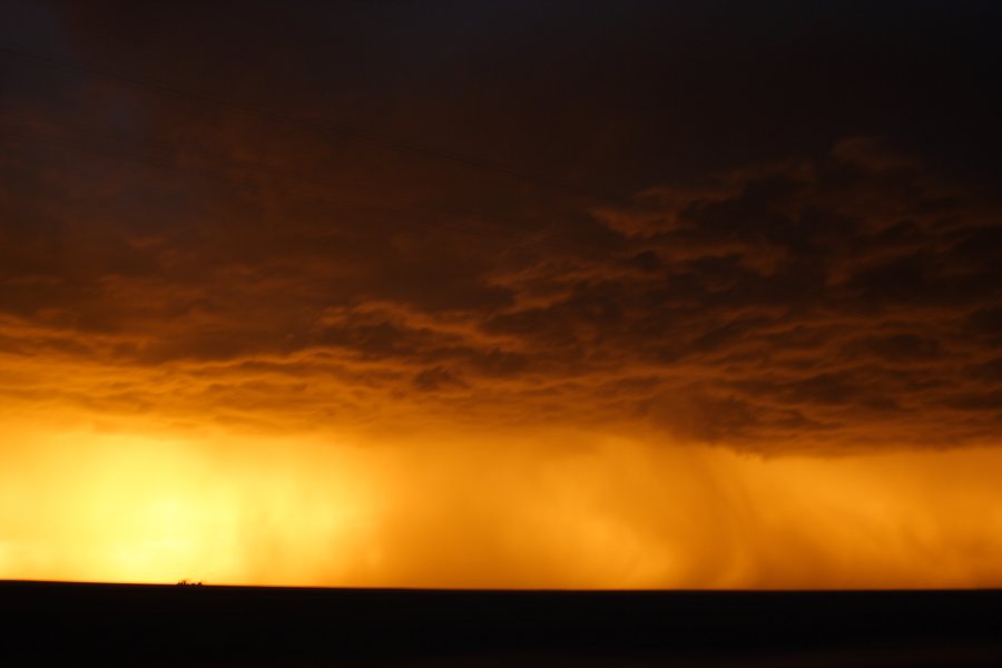 raincascade precipitation_cascade : S of Fort Morgan, Colorado, USA   11 June 2006