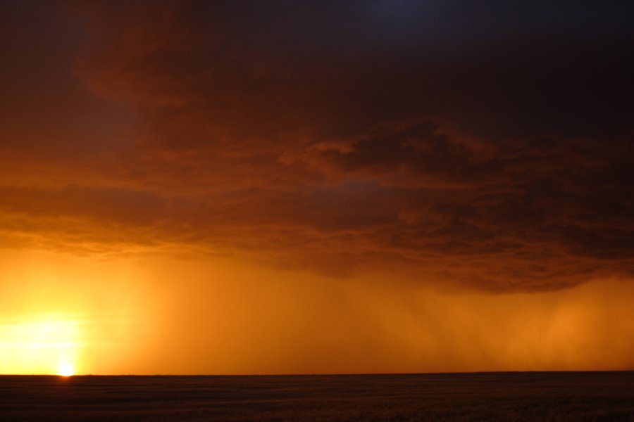 raincascade precipitation_cascade : S of Fort Morgan, Colorado, USA   11 June 2006