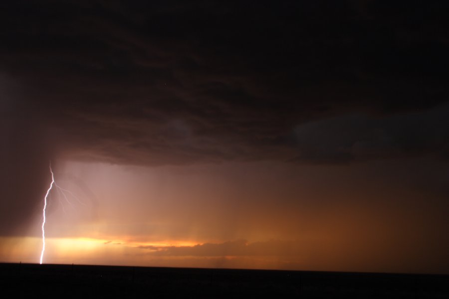 raincascade precipitation_cascade : S of Fort Morgan, Colorado, USA   11 June 2006