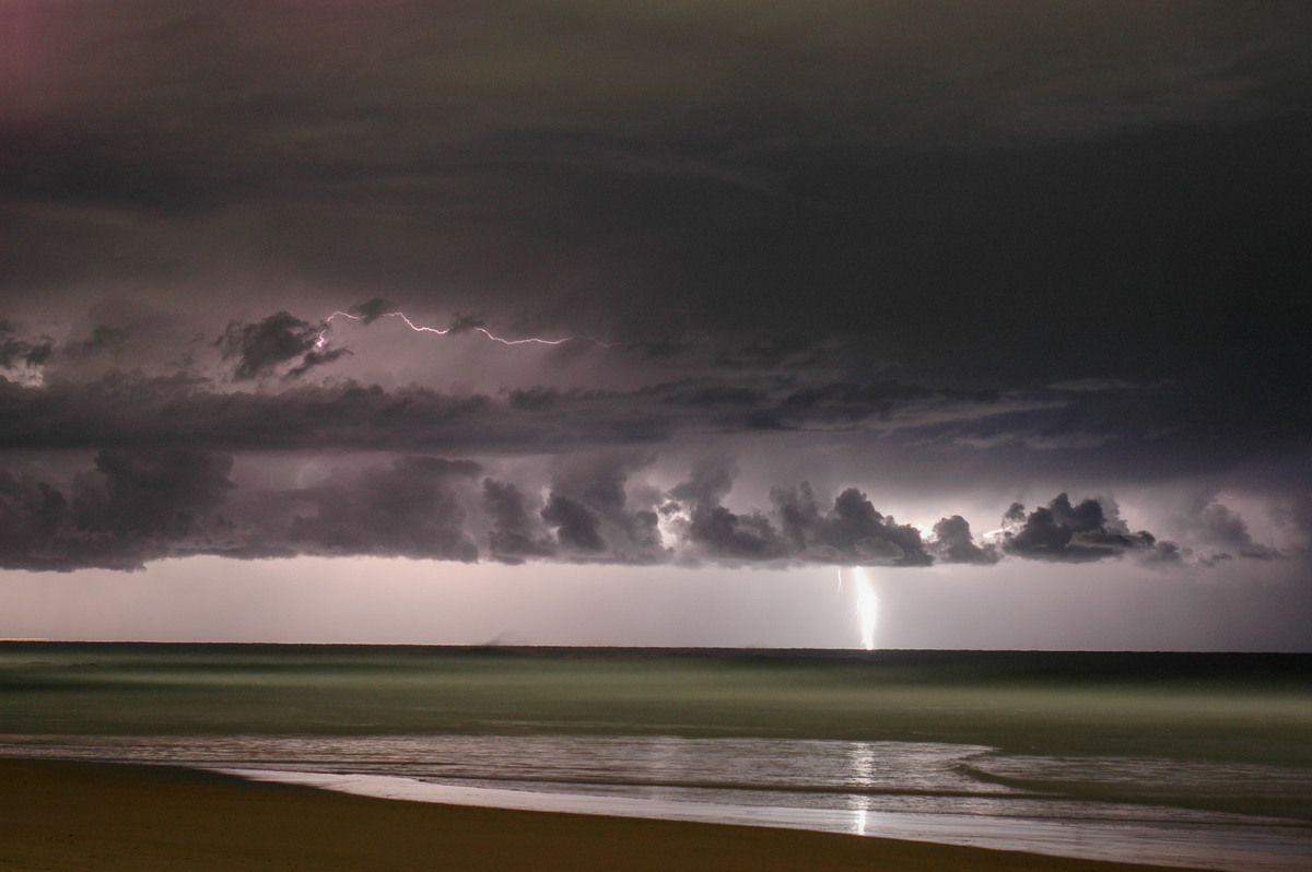 lightning lightning_bolts : Ballina, NSW   3 July 2006